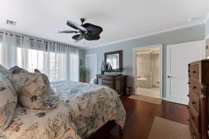 Residence 101 At The Grand