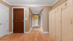 Residence 603 At The Grand