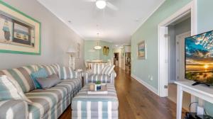 Residence 103N At The Sandcastle Condominiums