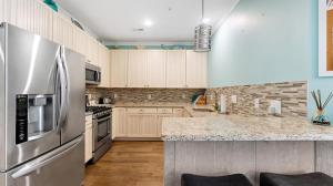 Residence 103N At The Sandcastle Condominiums