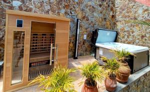 Villa Magnificent 5-star with sea view, jacuzzi and pool