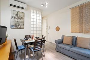 Steps to Sagrada Família AC Elevator