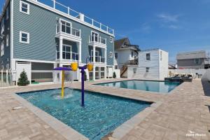 New Beach Block Residence w Ocean Views and Pool!
