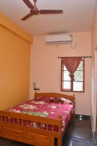 Royal Peters Holiday Homes, Main Falls, Coutralam