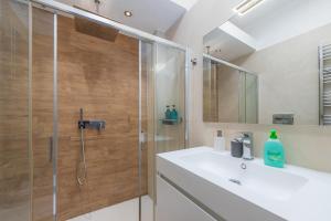Chic Suite near the center,wifi,comfort,parking
