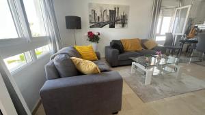 Stunning Penthouse Apartment in Villamartin with Communal Pool