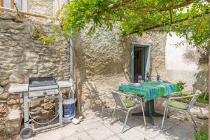 Maisons de vacances La Campagnarde - Avec jardin clos : photos des chambres