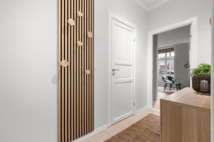 Bergen Beds Apartments - Unbeatable location!