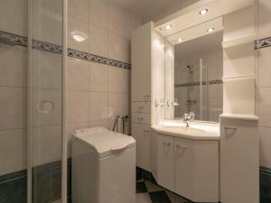 Apartment in Callantsoog near Beach Access