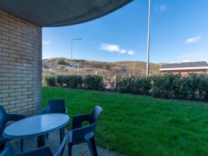 Beach Apartment 5 for 4 guests in Callanstoog