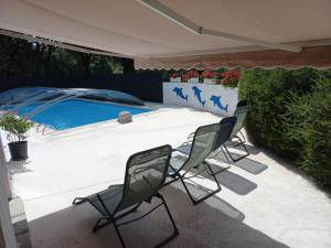Maisons de vacances Gites de Plos chalet N1 Clim Piscine Spa Ombrage en Campagne : photos des chambres