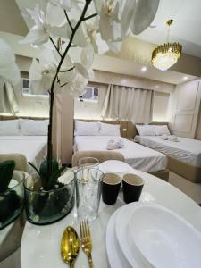 Radiance Manila Bay Luxe Lounge