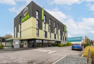 Hotels B&B HOTEL Compiegne : photos des chambres