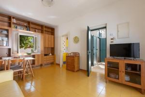 Villetta Specchiulla by BarbarHouse