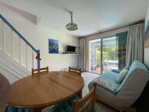 Charmante Maison Climatisée avec Jardin et Terrasse au Calme - Le Lavandou - FR-1-308-143