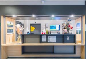 Hotels B&B HOTEL Troyes Magasins d'usine : photos des chambres