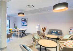 Hotels B&B HOTEL Troyes Magasins d'usine : photos des chambres