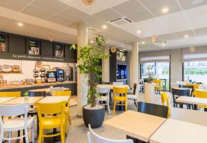 Hotels B&B HOTEL Troyes Magasins d'usine : photos des chambres