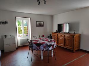 Maisons de vacances Authentique maison eclusiere : photos des chambres