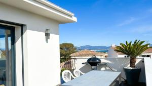 Top of villa, private pool 7 people