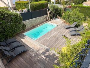 Top of villa, private pool 7 people