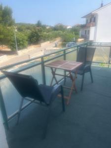 Apartmani i sobe Josica