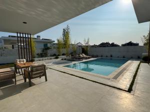 Ashta Suites - Zen 2 Villa