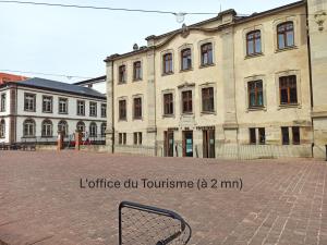 Hotels capsule Chambre - Centre historique - Equipee - Salle d-eau et WC prives : photos des chambres