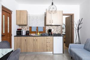 Utopia suites 3 in the heart of Aegina by 8essentially