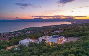 Villa Dujma by Villas Guide