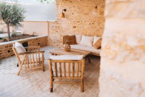 Maisons de vacances Le Jardin d'Anatole : Parking / Haut Standing : photos des chambres