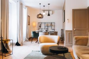 Maisons de vacances Le Jardin d'Anatole : Parking / Haut Standing : photos des chambres