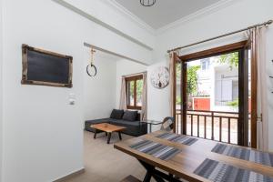 Utopia suites in the heart of Aegina by 8essentially