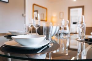 Maisons de vacances Le Jardin d'Anatole : Parking / Haut Standing : photos des chambres