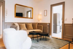 Maisons de vacances Le Jardin d'Anatole : Parking / Haut Standing : photos des chambres