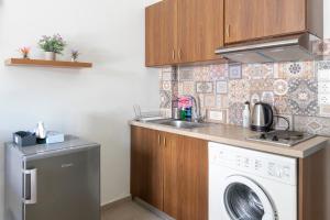 Utopia suites in the heart of Aegina by 8essentially