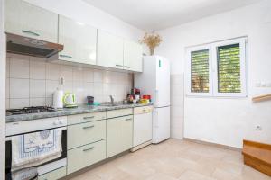 Peacefull getaway island Hvar!