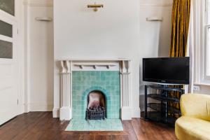 Spacious 1 bed Holborn Apartment