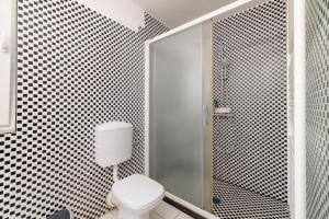 House Luigi BLUE AND GREEN IN ONE PLACE