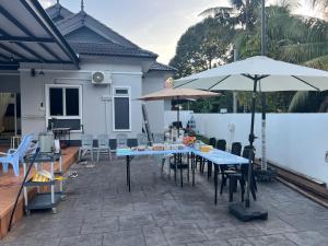 KLIA HBO Villa Homestay-MalayOnly