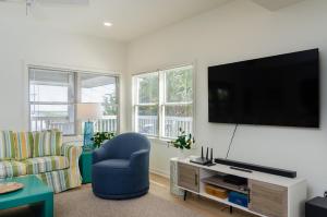 Wright at Home by Bryant Real Estate