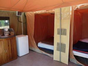 Campings Camping Saint Laurent : photos des chambres