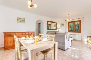 Villa Angel Luis by Villa Plus