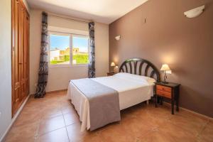 Villa Pomelo Blanco by Villa Plus