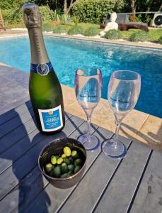 Maisons d'hotes Villa parpailloun, jardin, piscine chauffee : photos des chambres