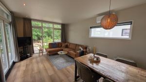 Boslodge Het Groene Hert met Hottub