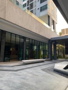 Central Room - Roof Top Pool