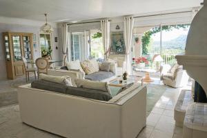 Villa des Vignes by Villa Plus