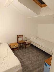 Maisons de vacances Maison climatisee et Studio au calme a Royan : photos des chambres