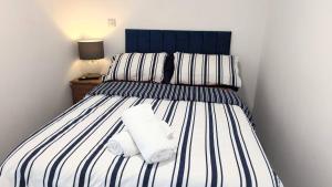 Quiet, Cozy Flat & Garden In Leafy Sheffield Area